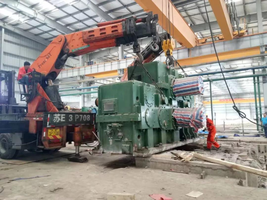 工(gōng)程設備搬廠、包裝(zhuāng)、運輸